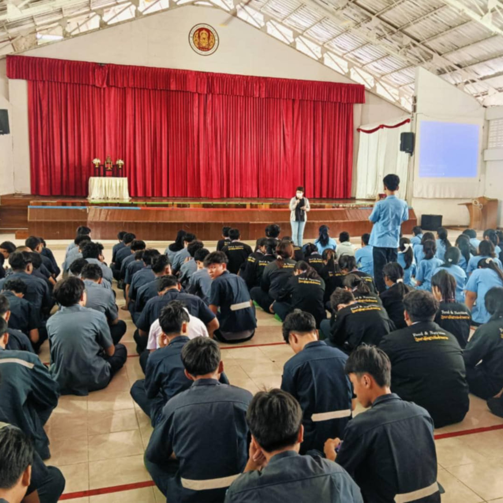 โครงการ "ผลิตและเผยแพร่สื่อประชาสัมพันธ์เพื่อความปลอดภัยในการใช้รถใช้ถนน ประจำปีงบประมาณ 2568"